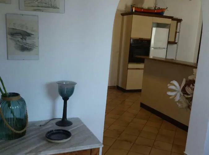 Anchor αpartments *